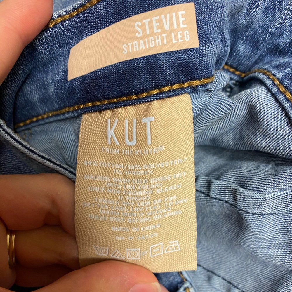 Kut from the Kloth Stevie Straight Leg Jeans - Picture 4 of 4